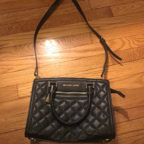 Michael Kors black leather quilted purse - Picture 3 of 3